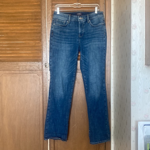 NYDJ Blue Jeans - Picture 6 of 6